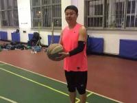 半岛体育官网-关于名宿重回赛场，领队新生力量逆袭的信息