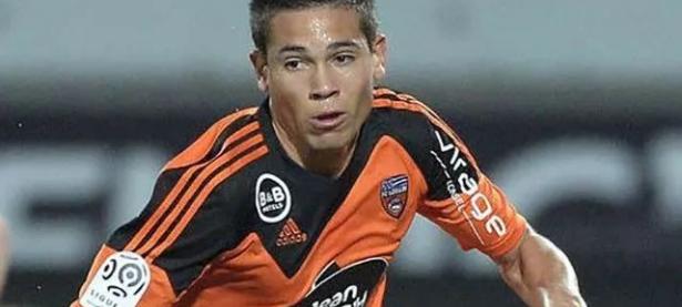 半岛体育教练-兰斯客场大胜波尔多，登上积分榜前列