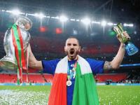 半岛体育投注-博努奇在比赛中实现双料突破技术动作堪称绝世