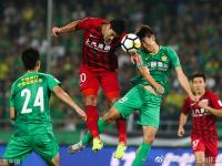 半岛体育网址-上港客场憾负兵工厂，遭遇阻击