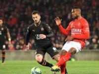 半岛体育中国官网-亚眠队遭遇惨败，连续表现不佳的简单介绍