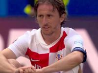 半岛体育地址-克罗地亚球员在比赛中展现出色的表现