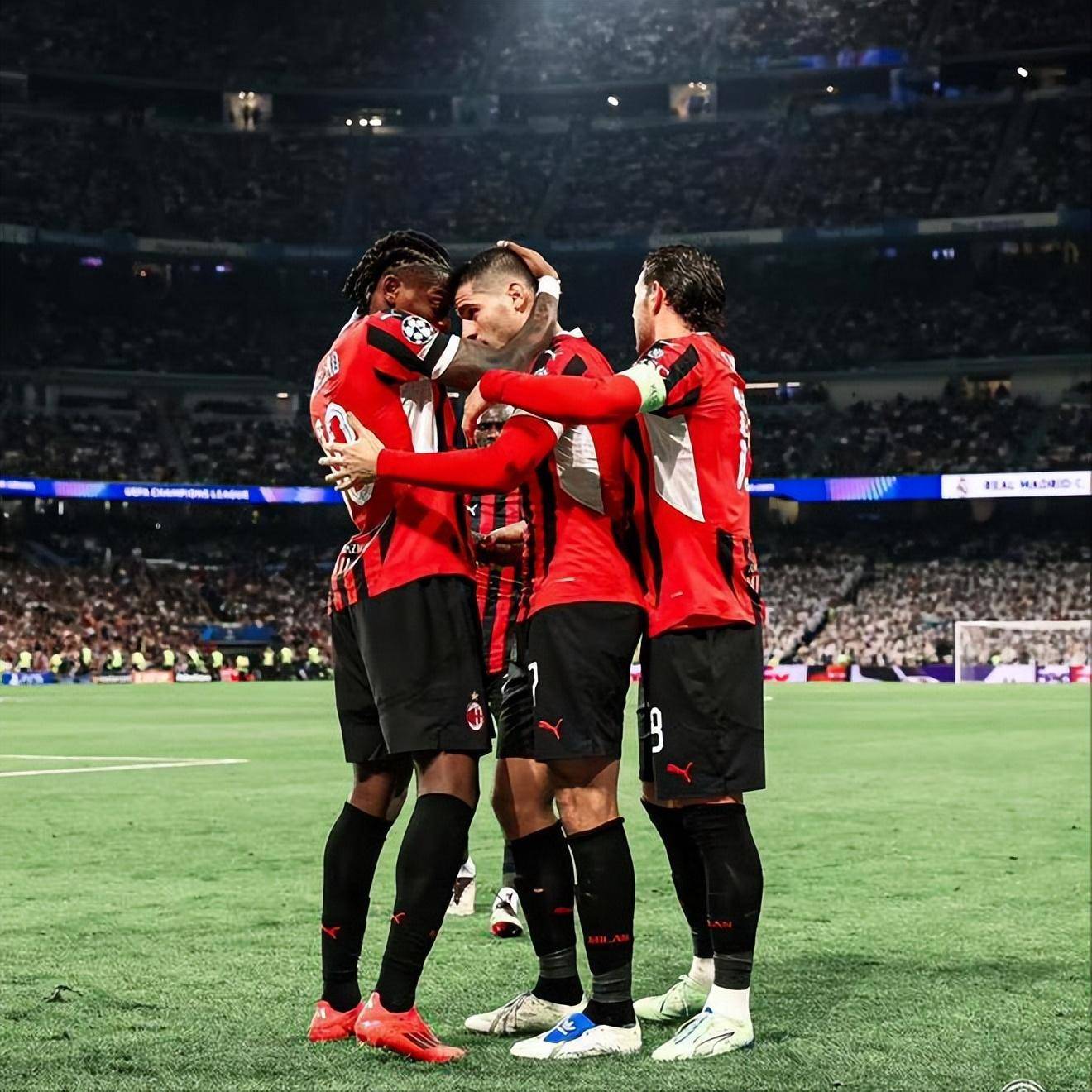 AC米兰不敌皇马，球迷呼吁加强后防的简单介绍