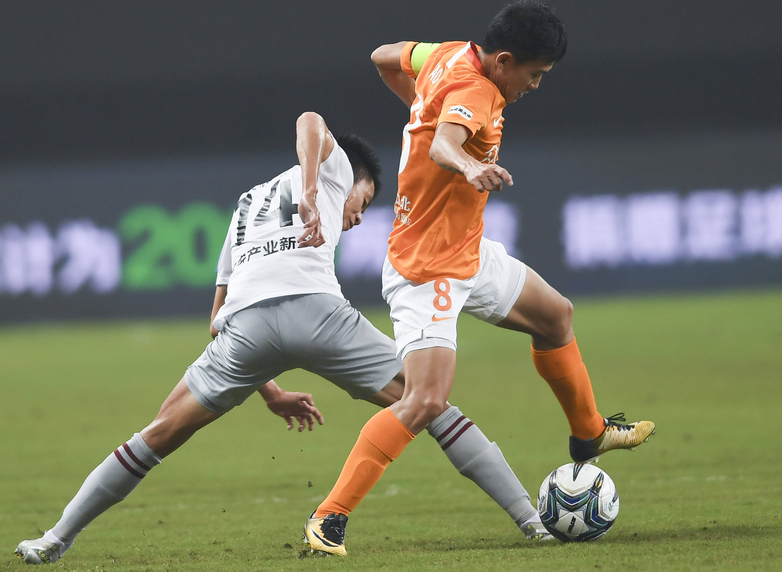 包含亚泰新帅执教首战!主场对阵华夏幸福的词条 包含亚泰新帅执教首战!主场对阵华夏幸福的词条