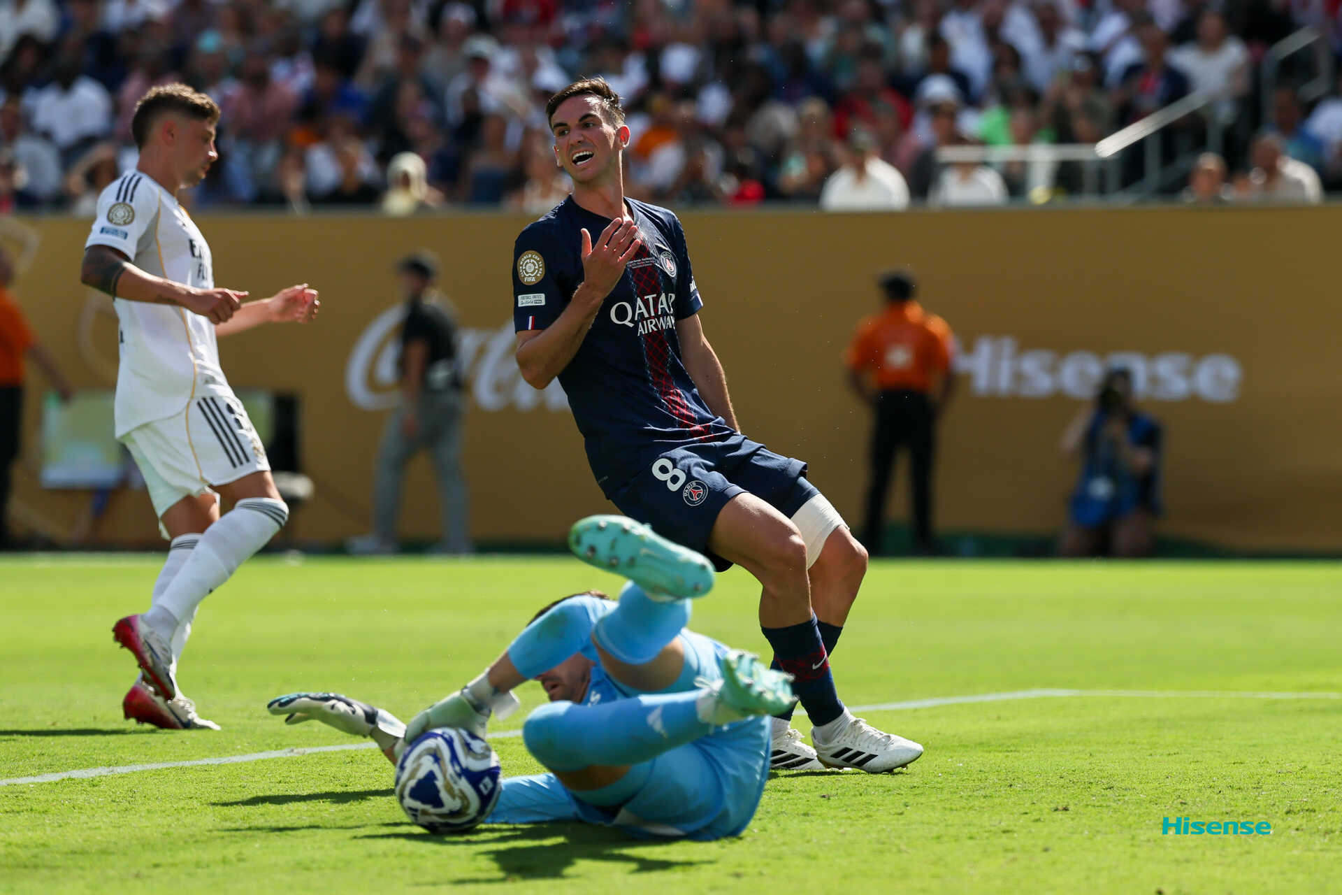 包含皇马-胜巴黎,欧冠小组出线悬念重重的词条 包含皇马-胜巴黎,欧冠小组出线悬念重重的词条