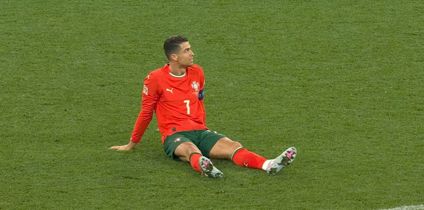 欧洲精英杯：热门球队争相进军决赛的简单介绍