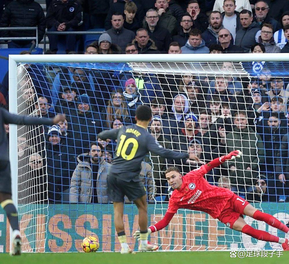 埃弗顿客场不敌布莱顿,排名继续下滑 埃弗顿客场不敌布莱顿,排名继续下滑