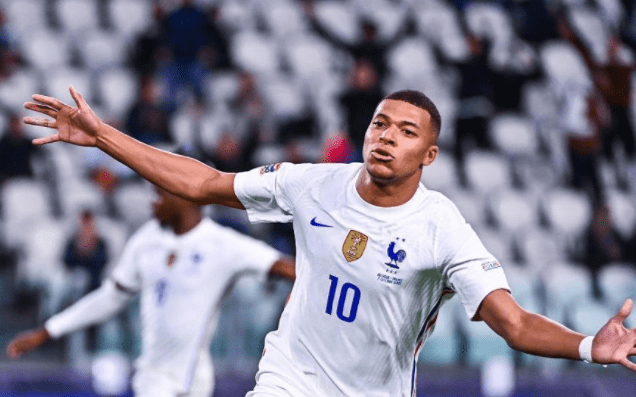 法国客场大胜,继续保持不败 法国客场大胜,继续保持不败