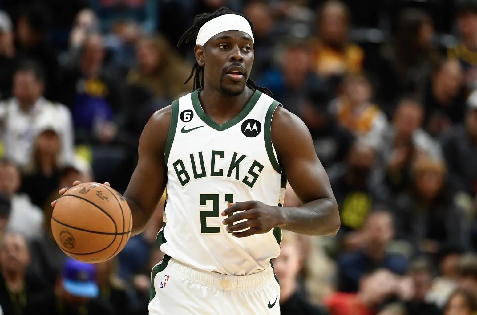 雄鹿收获重要胜利，稳固东部头名