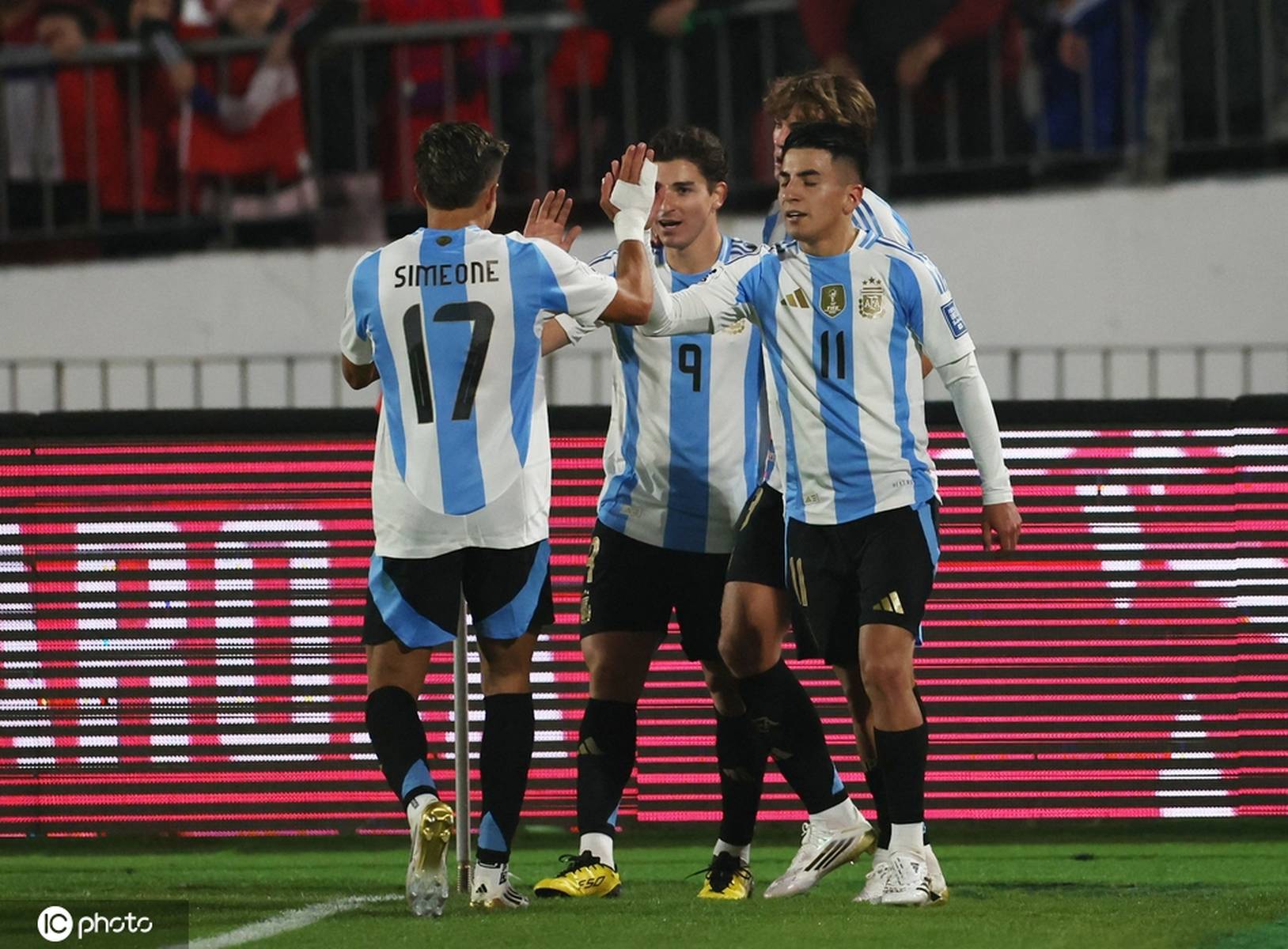 波尔多签下阿根廷前锋,强化攻击火力 波尔多签下阿根廷前锋,强化攻击火力