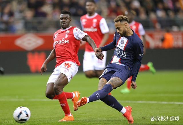 兰斯客场大胜波尔多,登上积分榜前列 兰斯客场大胜波尔多,登上积分榜前列