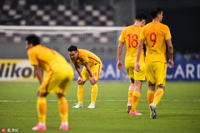 包含国家队展现出色实力，成功晋级下一轮的词条