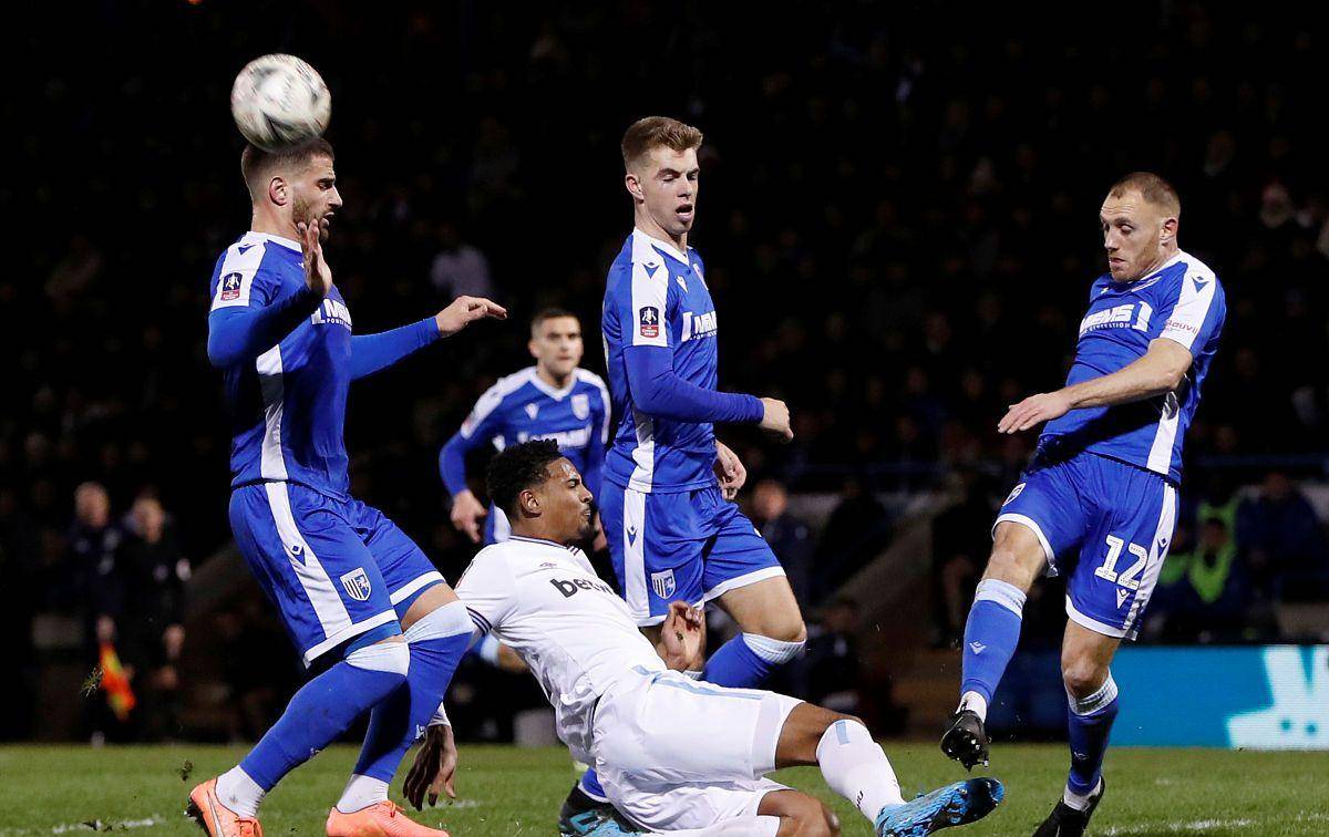 热刺主场不敌沃特福德,遭遇挫败 热刺主场不敌沃特福德,遭遇挫败