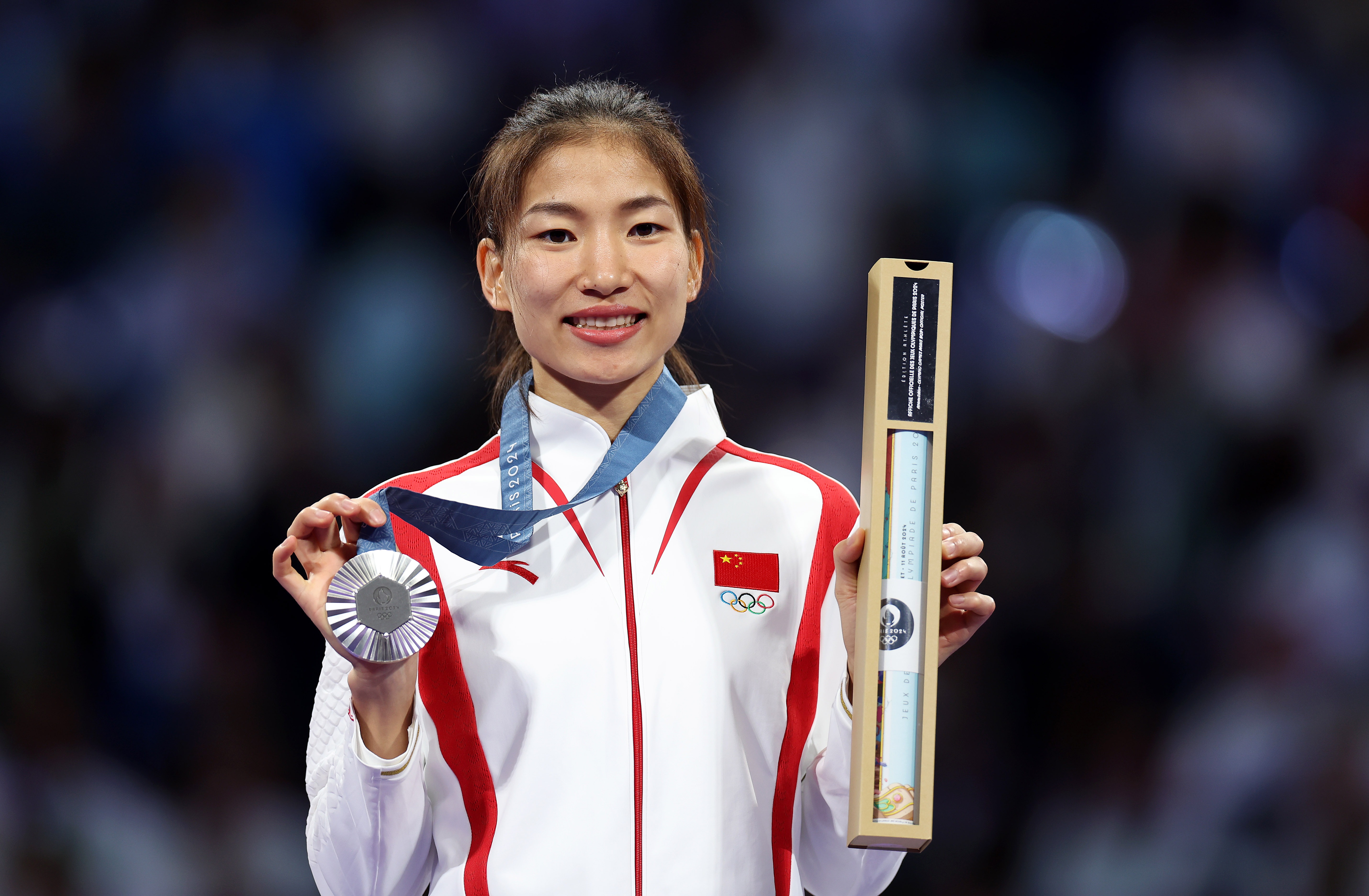 关于体育冠军异军突起勇夺金牌!的信息 关于体育冠军异军突起勇夺金牌!的信息