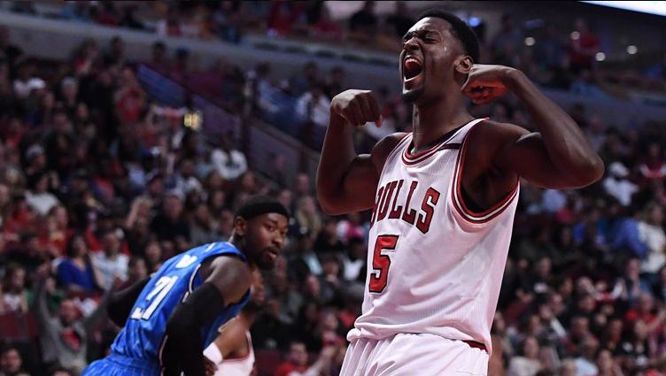 关于公牛队主教练因健康原因宣布辞职,球队另寻新帅的信息 关于公牛队主教练因健康原因宣布辞职,球队另寻新帅的信息