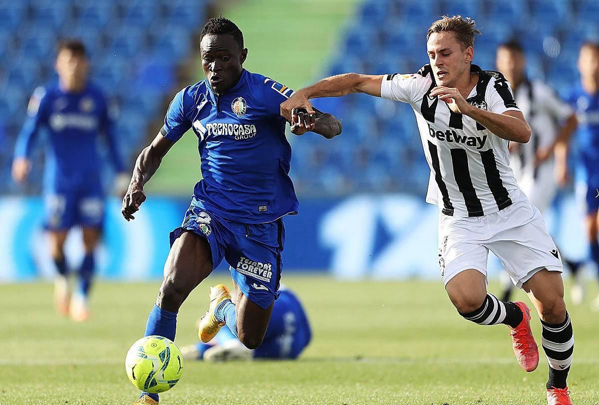 包含阿拉维斯客场取胜,保持佳状态的词条 包含阿拉维斯客场取胜,保持佳状态的词条