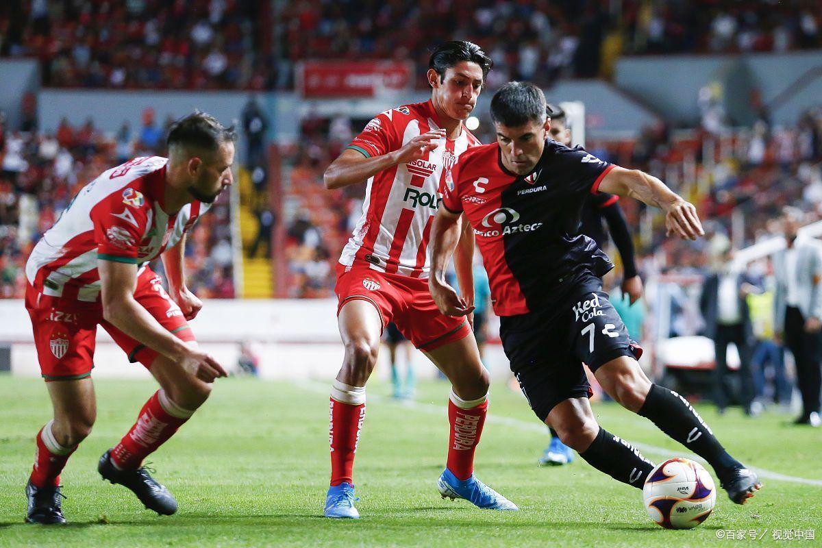 包含乌拉圭射手表现火爆,赛季末入选最佳阵容的词条 包含乌拉圭射手表现火爆,赛季末入选最佳阵容的词条